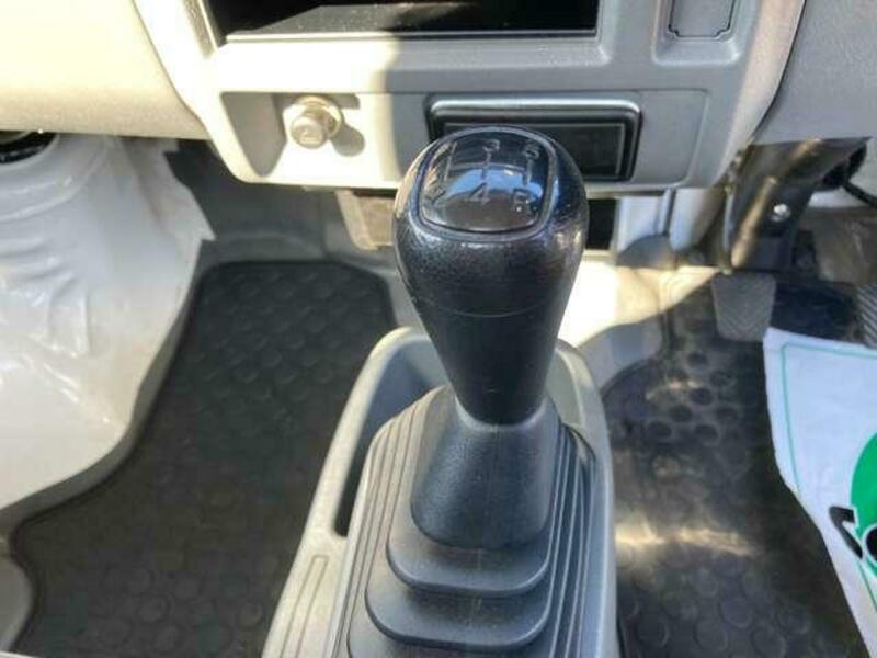 CLIPPER TRUCK