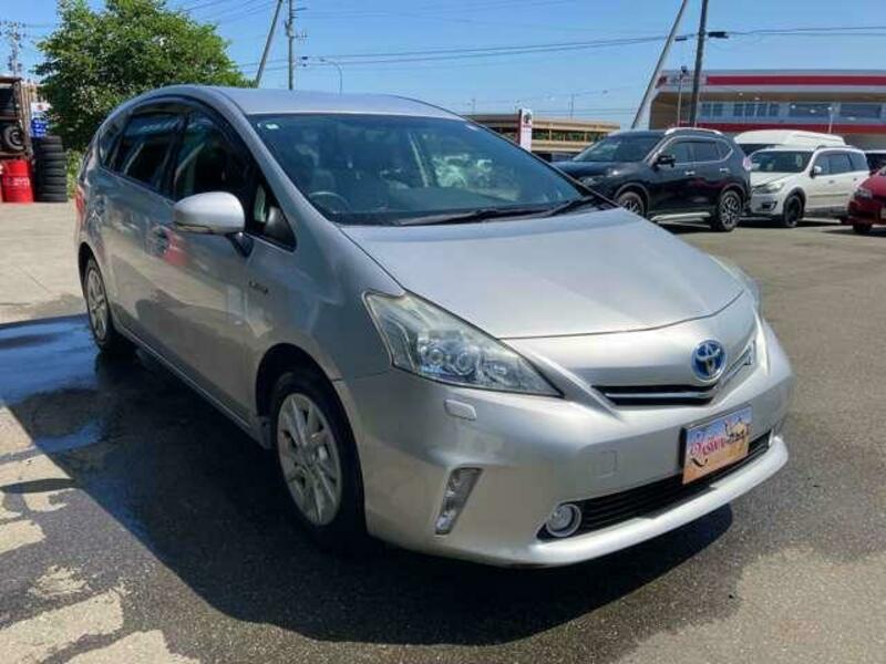 PRIUS ALPHA