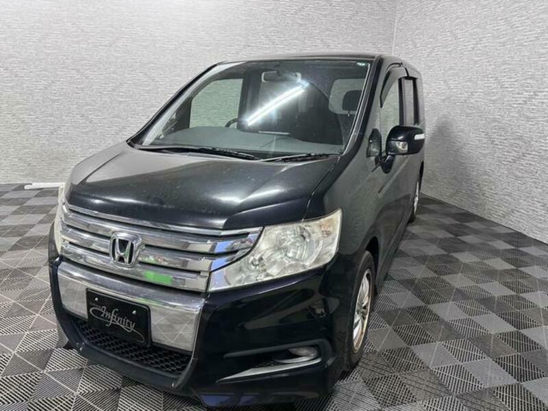 HONDA STEPWAGON SPADA