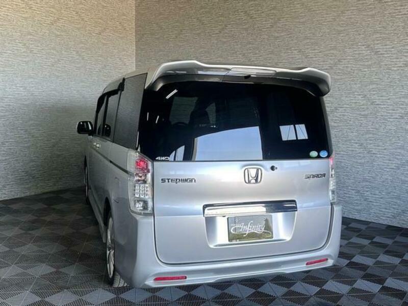 STEPWAGON SPADA