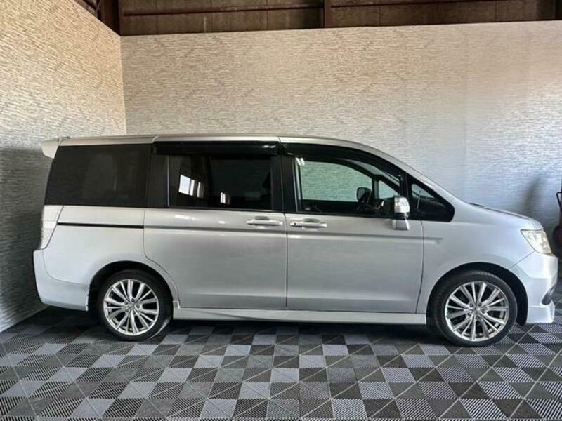 STEPWAGON SPADA