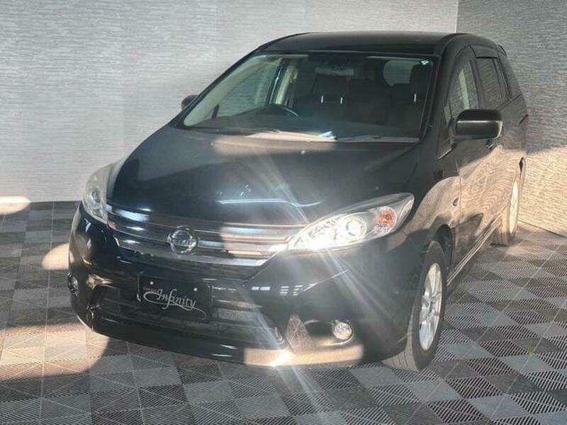 NISSAN LAFESTA