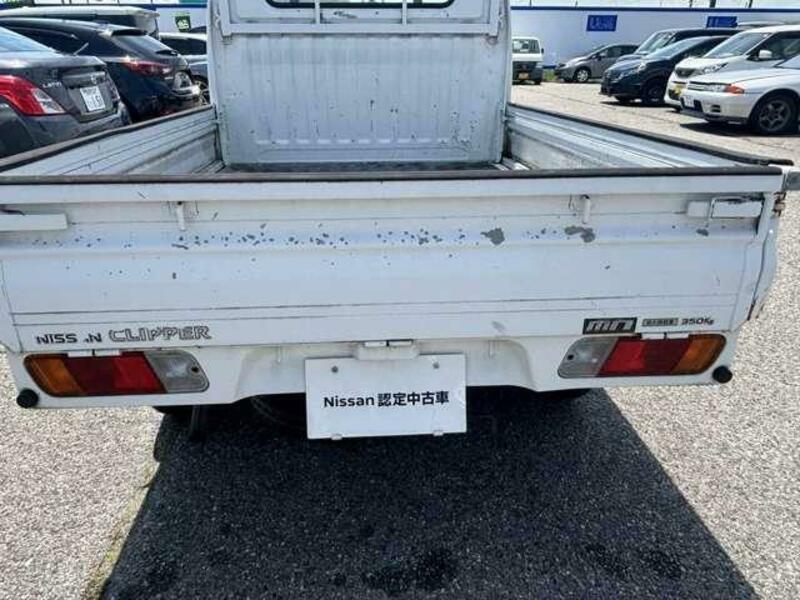 CLIPPER TRUCK