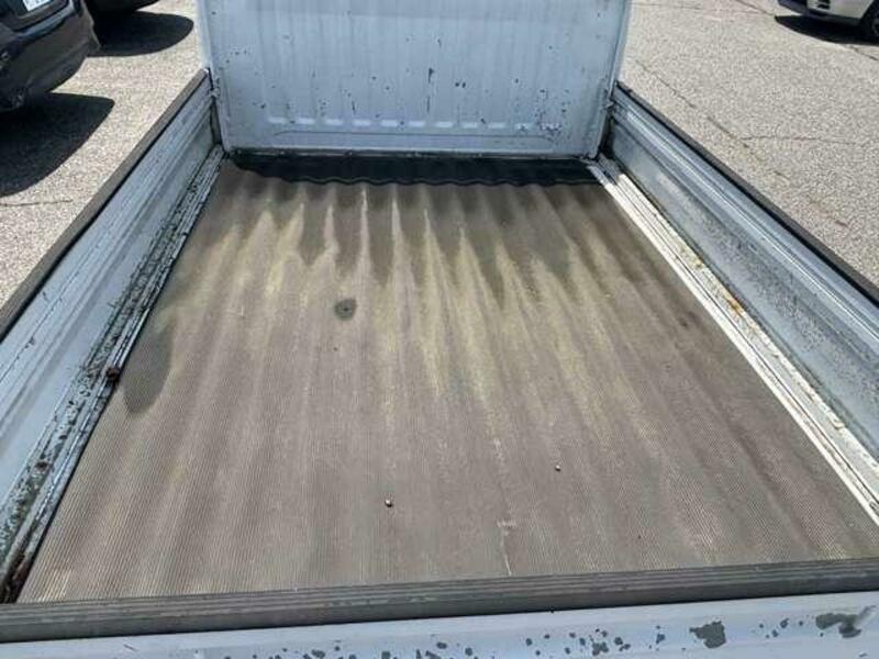 CLIPPER TRUCK