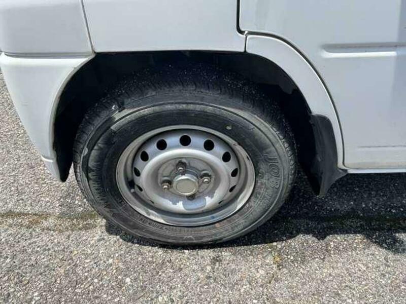 CLIPPER TRUCK