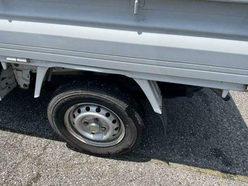CLIPPER TRUCK