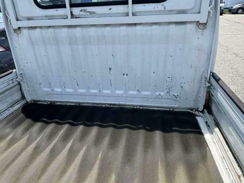 CLIPPER TRUCK