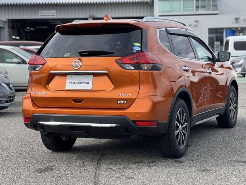 X-TRAIL