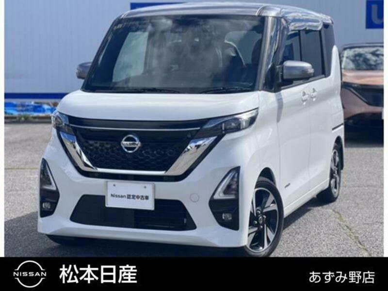 NISSAN ROOX