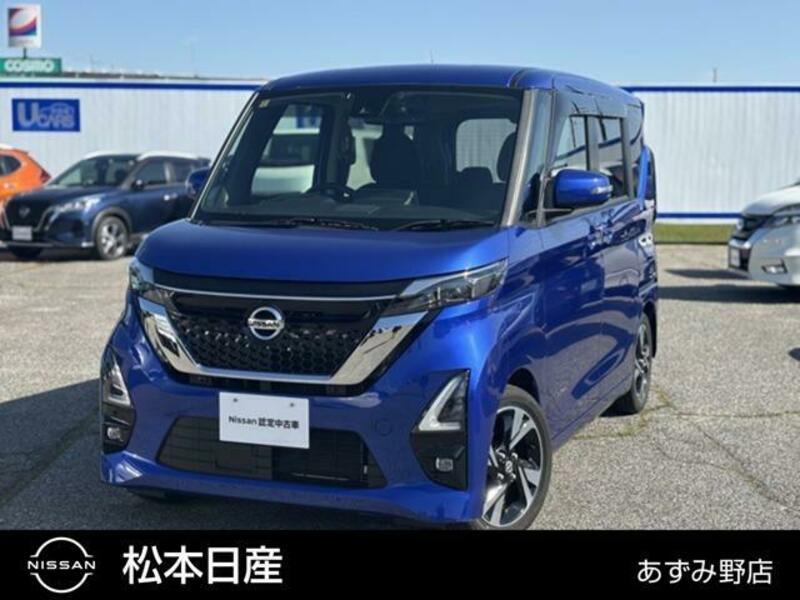 NISSAN ROOX