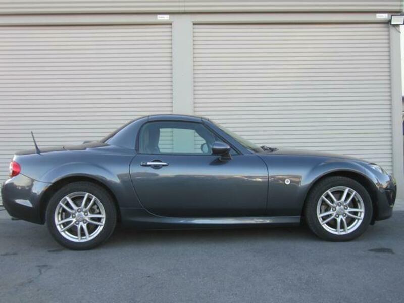 ROADSTER