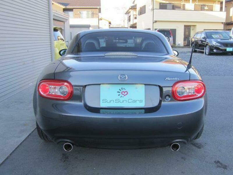 ROADSTER