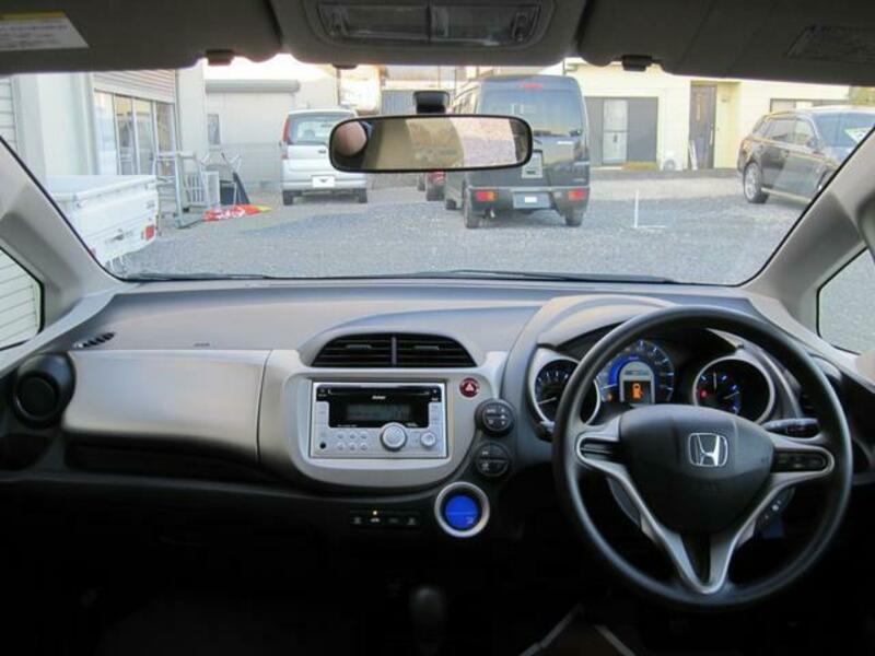 FIT HYBRID