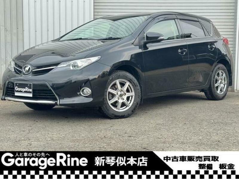 TOYOTA AURIS