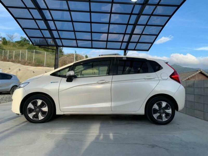 FIT HYBRID