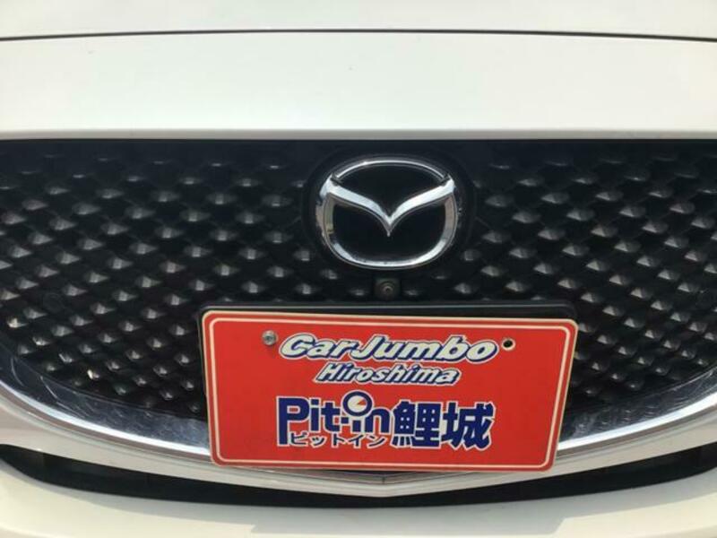 MAZDA2