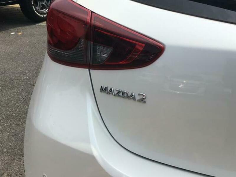 MAZDA2