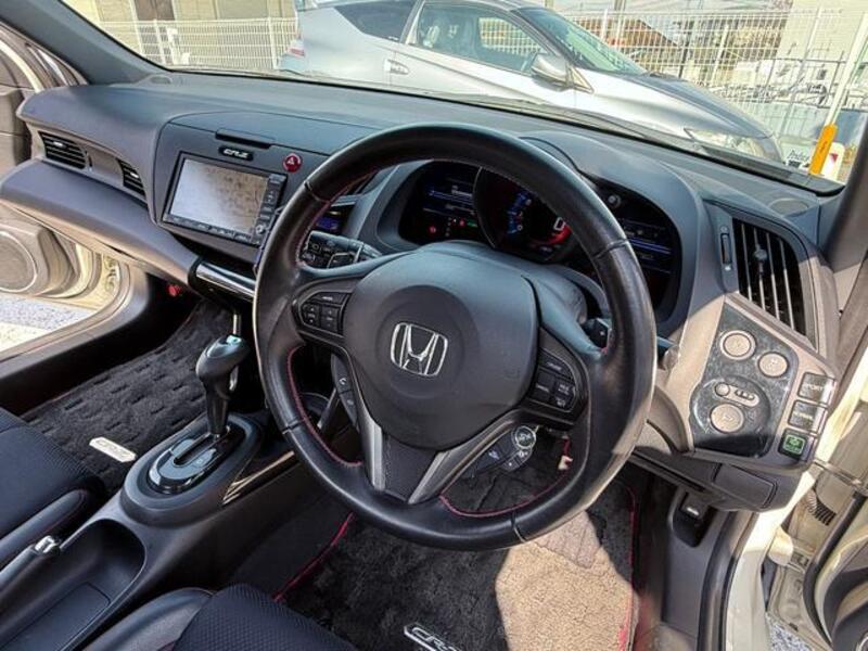 CR-Z