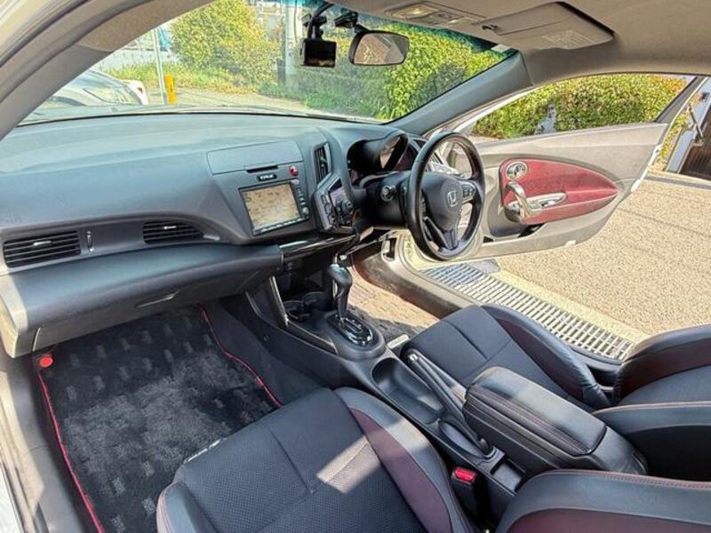 CR-Z