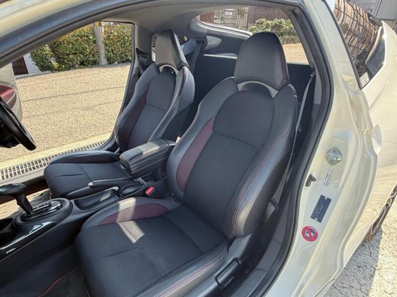CR-Z