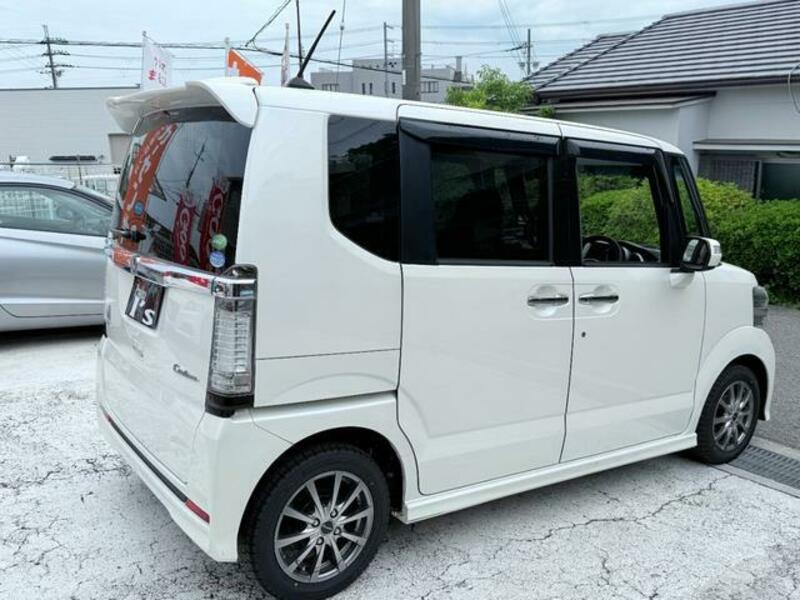 N BOX CUSTOM