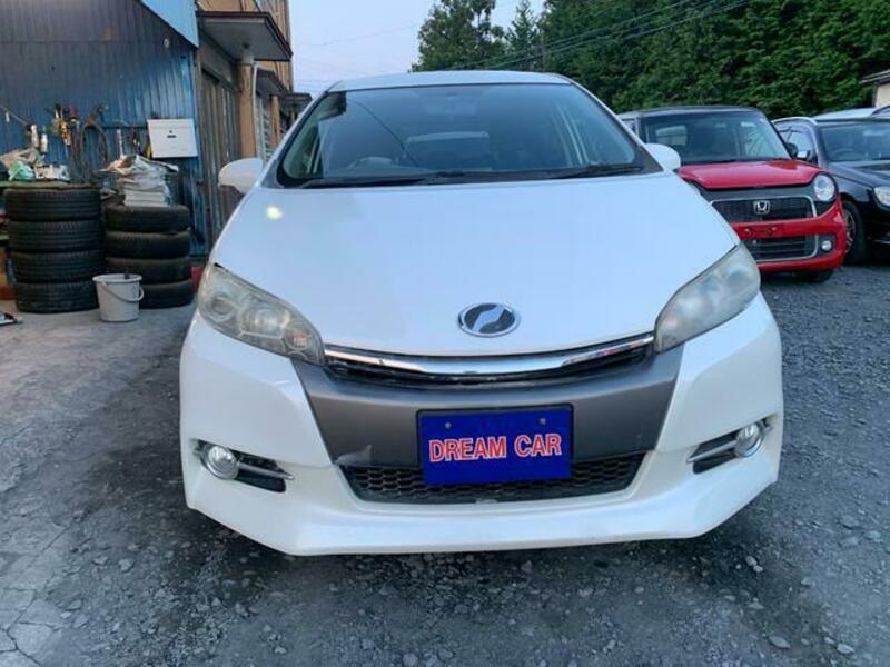 TOYOTA WISH