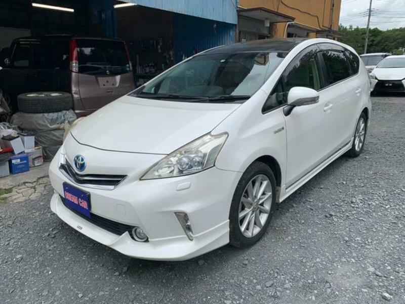 PRIUS ALPHA