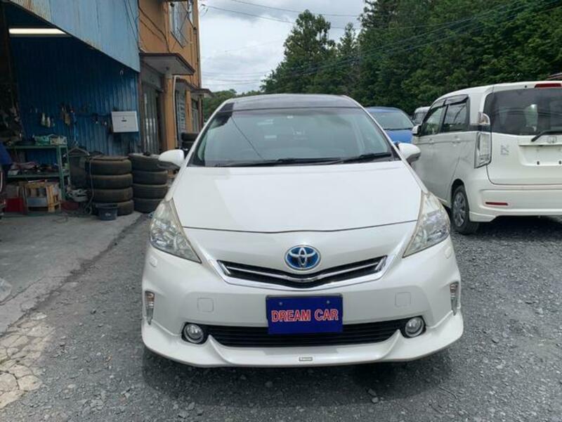 PRIUS ALPHA