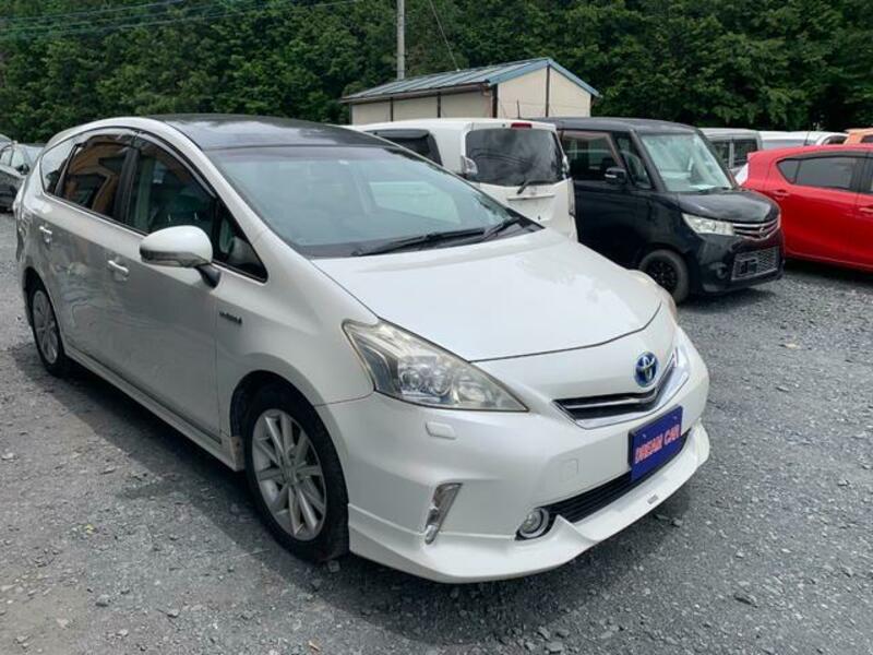 PRIUS ALPHA