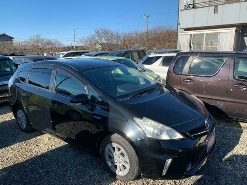 PRIUS ALPHA