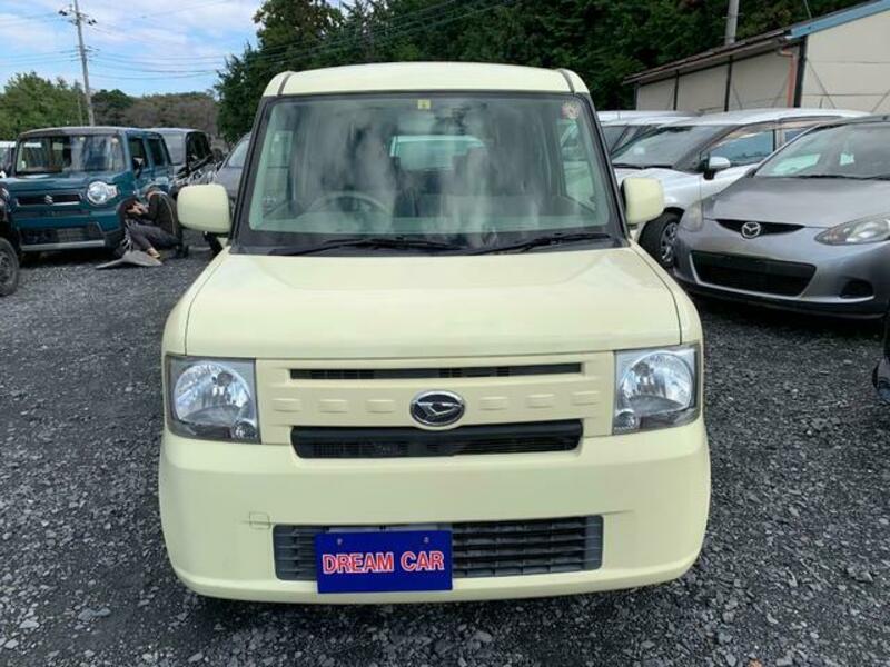 DAIHATSU MOVE CONTE