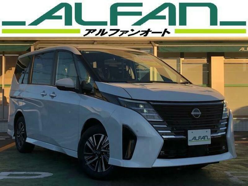 NISSAN SERENA