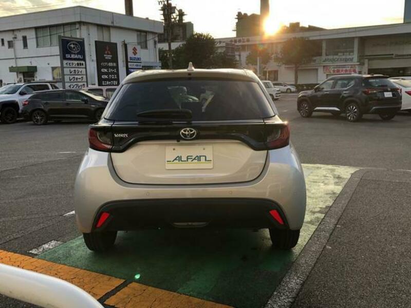 YARIS
