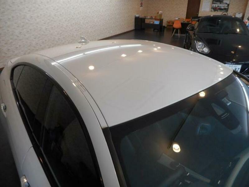 4 SERIES