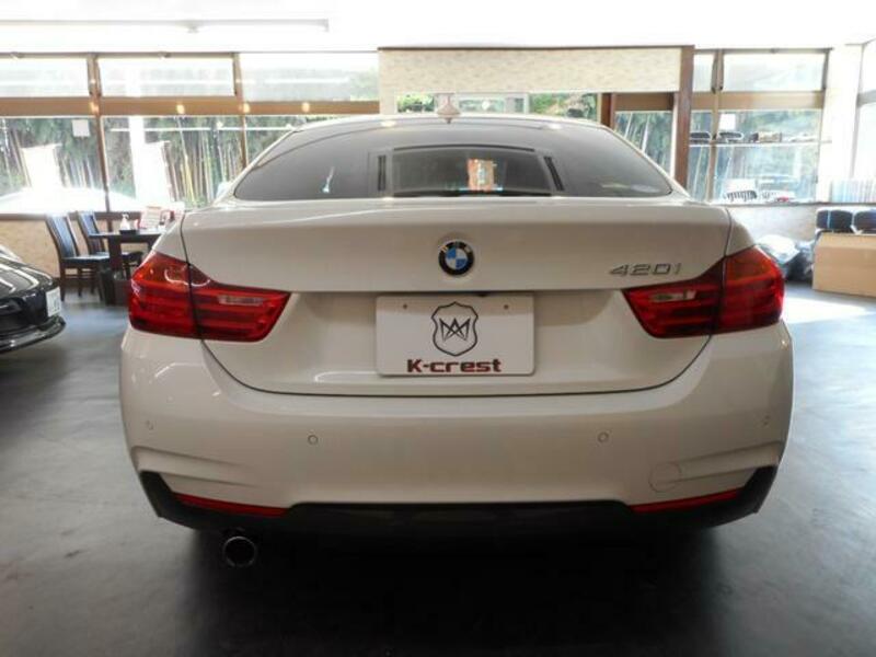 4 SERIES