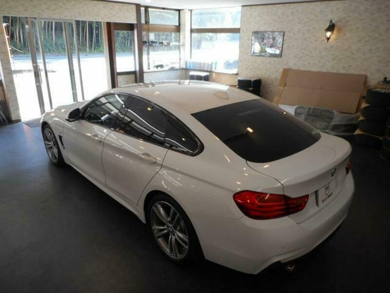 4 SERIES