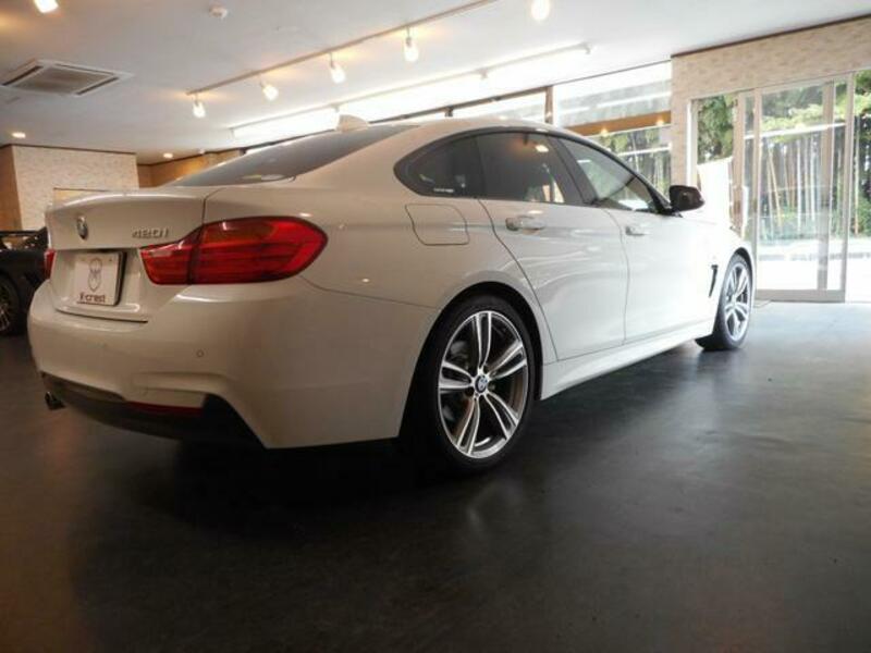 4 SERIES