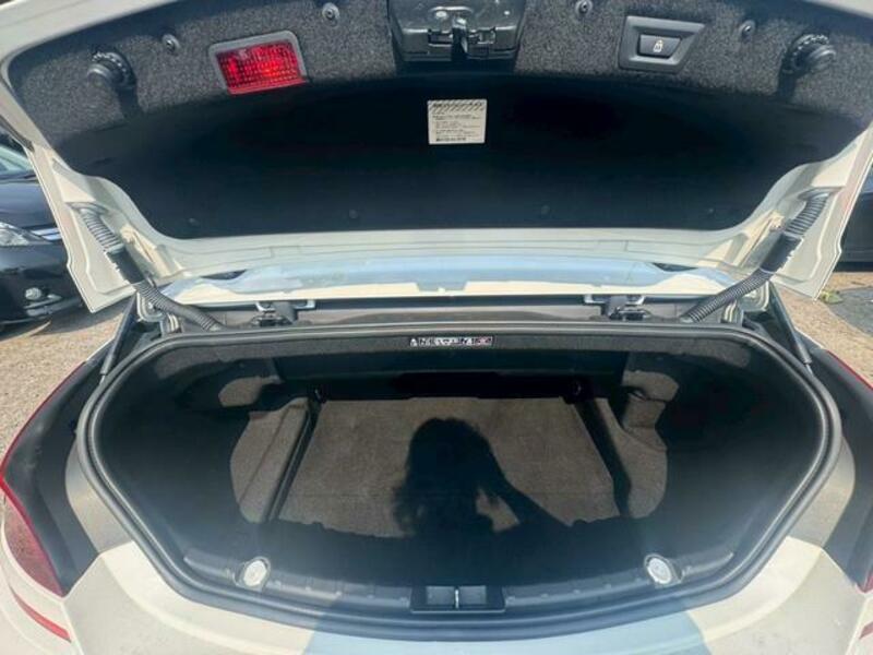 M6