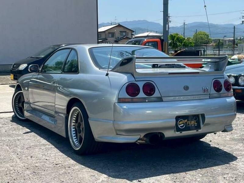 SKYLINE