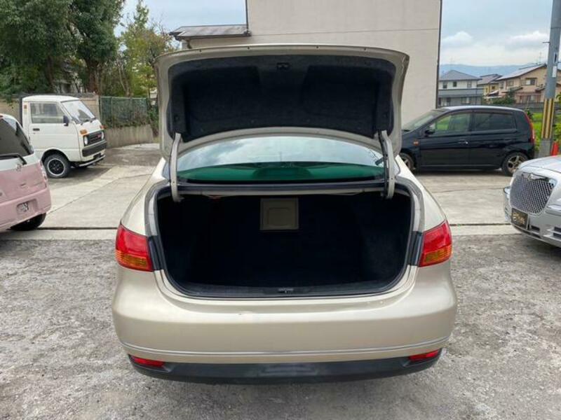 BLUEBIRD SYLPHY