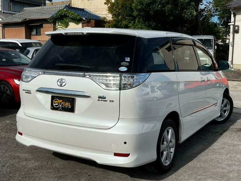 ESTIMA HYBRID