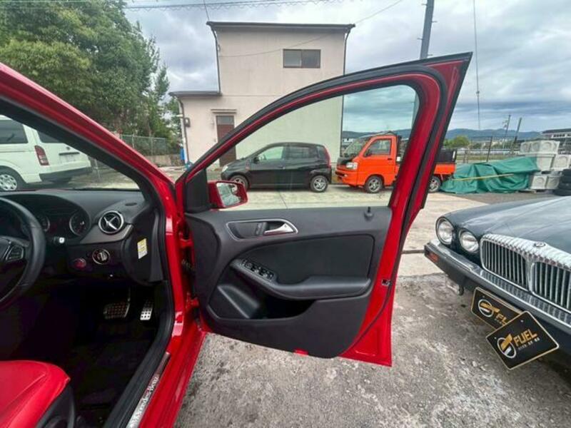 B-CLASS