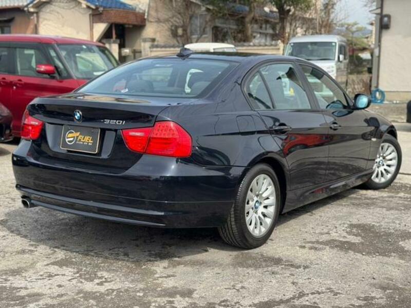 3 SERIES
