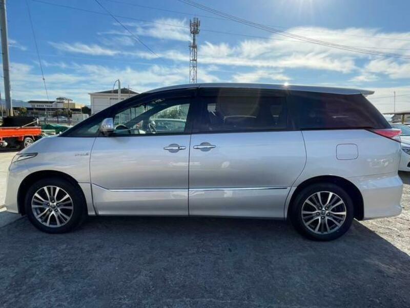 ESTIMA HYBRID
