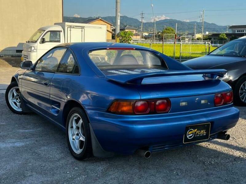 MR2