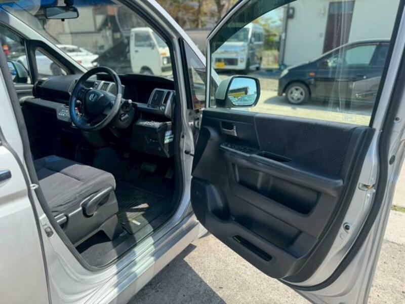 STEPWAGON SPADA