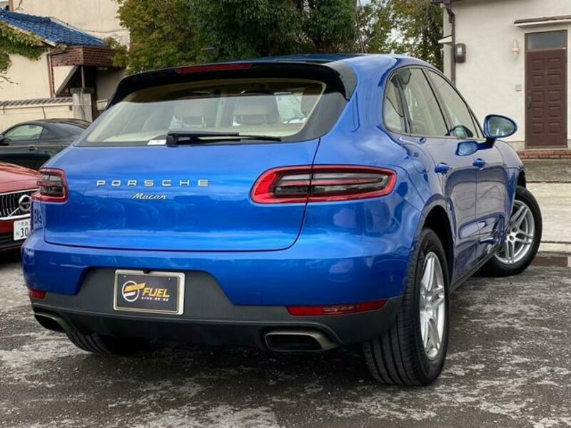MACAN