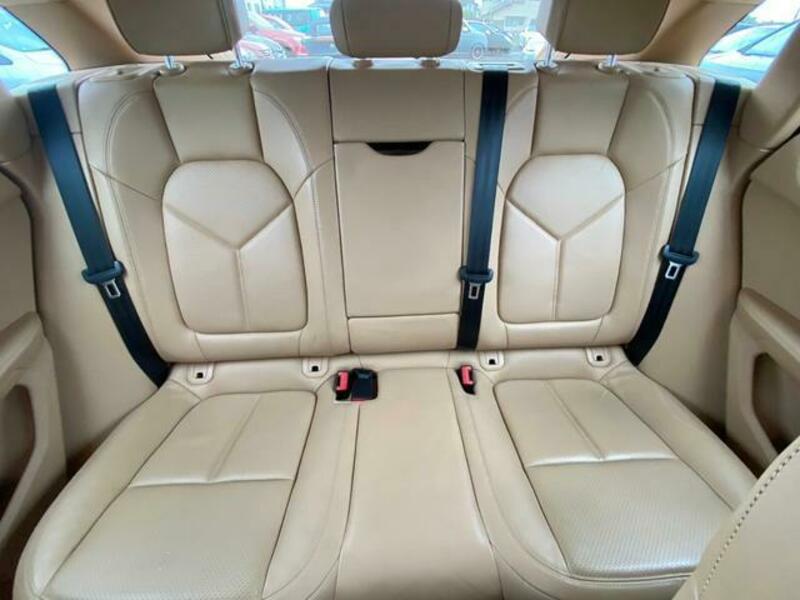 MACAN