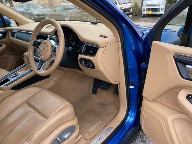 MACAN