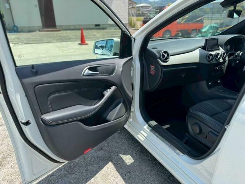 B-CLASS